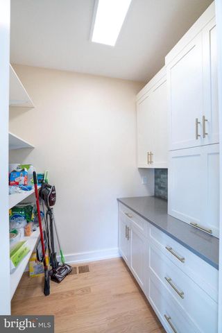 390 TROUT RD, State College, PA 16801