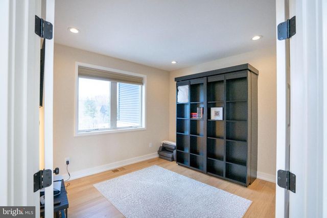 390 TROUT RD, State College, PA 16801