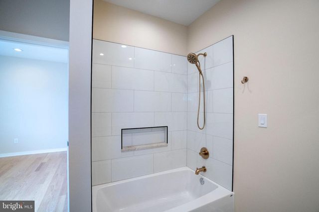 390 TROUT RD, State College, PA 16801