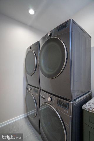 390 TROUT RD, State College, PA 16801