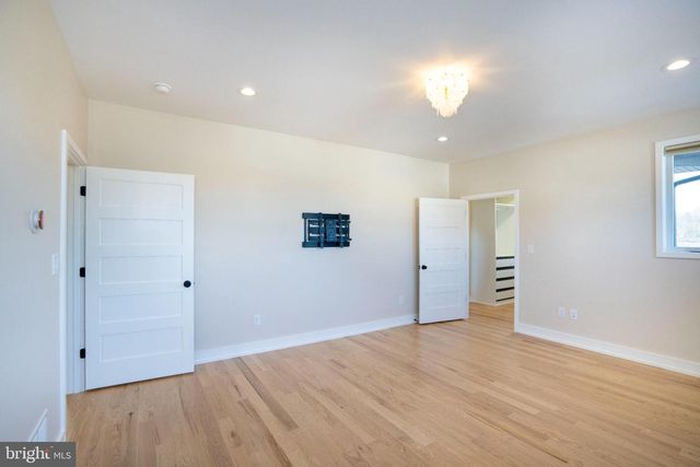 390 TROUT RD, State College, PA 16801