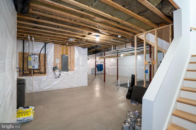 390 TROUT RD, State College, PA 16801