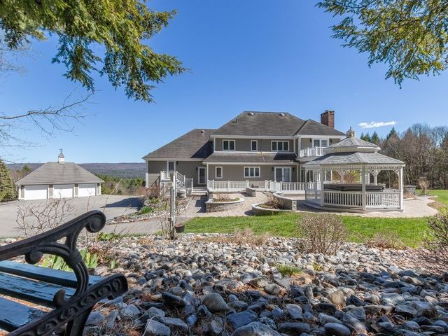 101 Highland Circle, Swanzey, NH 03446