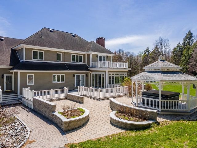 101 Highland Circle, Swanzey, NH 03446
