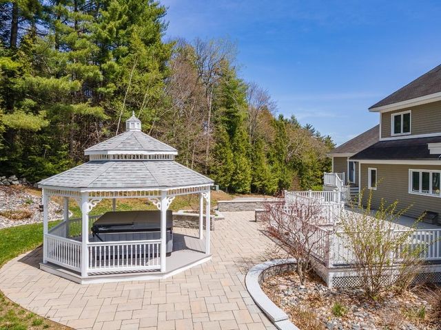 101 Highland Circle, Swanzey, NH 03446