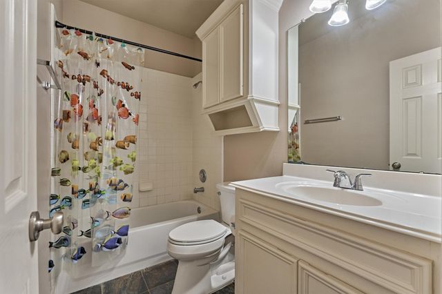 7090 Gentle Breeze Drive, Willis, TX 77318