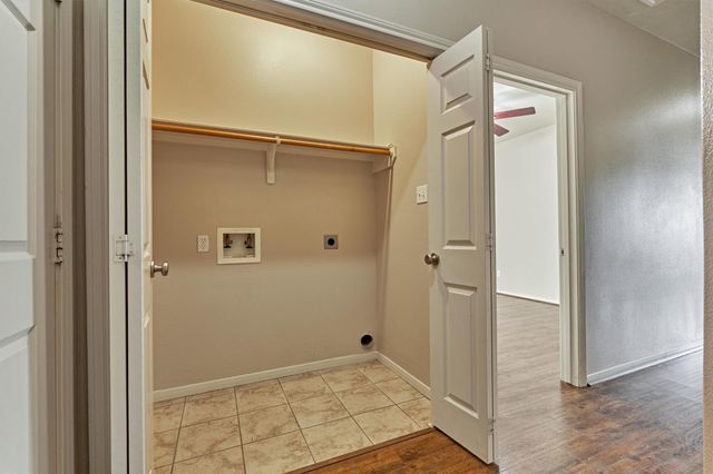 7090 Gentle Breeze Drive, Willis, TX 77318