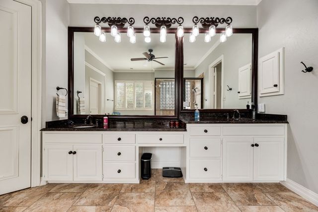 2217 Clearspring Drive S, Irving, TX 75063
