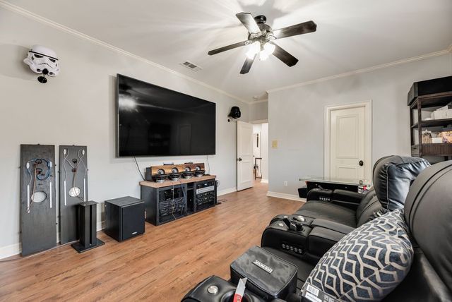 2217 Clearspring Drive S, Irving, TX 75063