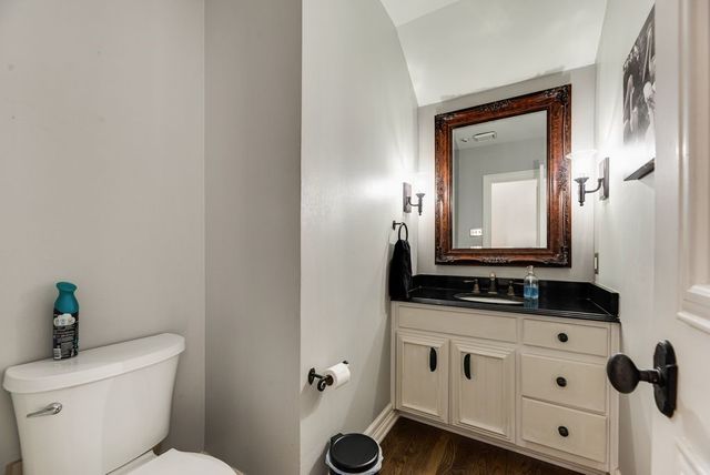 2217 Clearspring Drive S, Irving, TX 75063