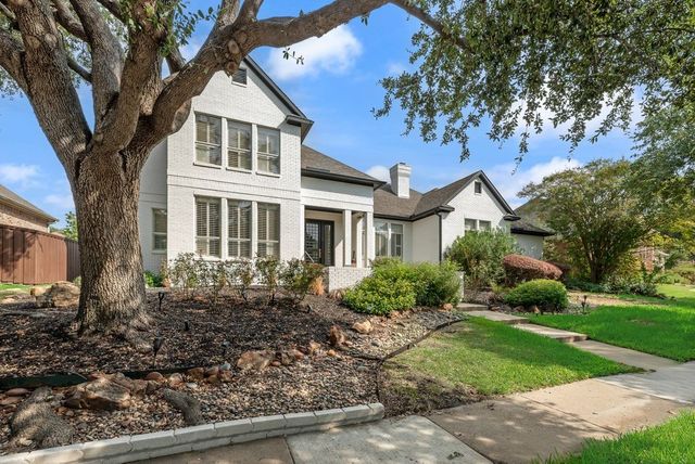 2217 Clearspring Drive S, Irving, TX 75063
