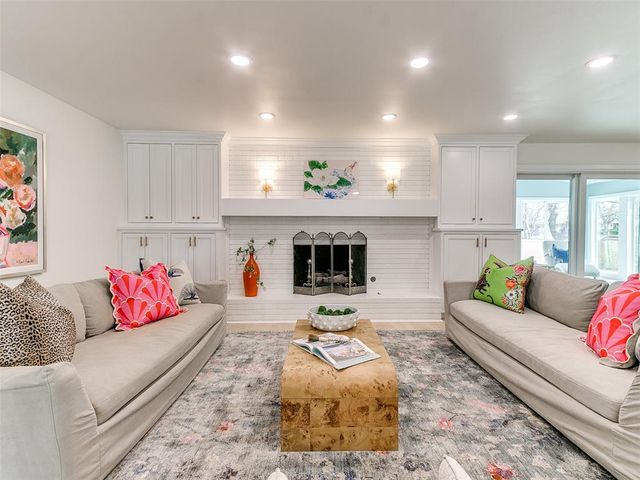 10900 Willow Grove, Oklahoma City, OK 73120