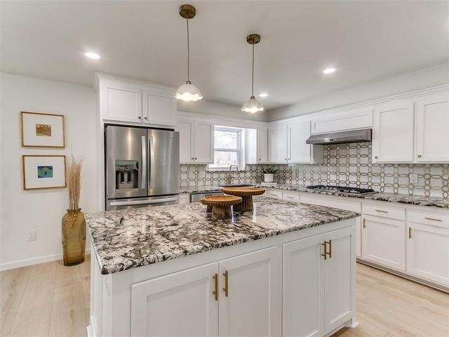 10900 Willow Grove, Oklahoma City, OK 73120