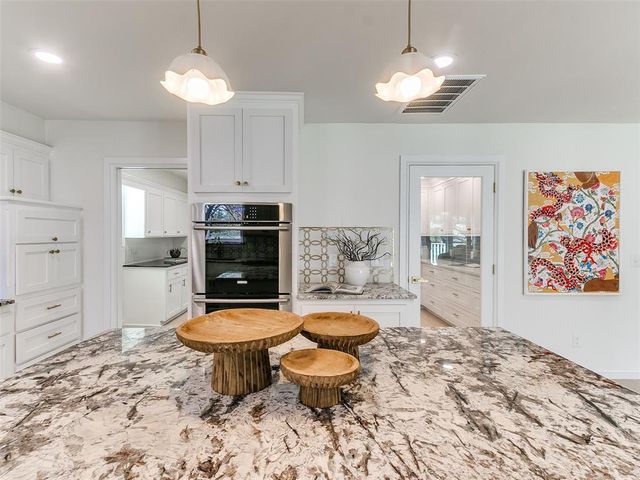 10900 Willow Grove, Oklahoma City, OK 73120