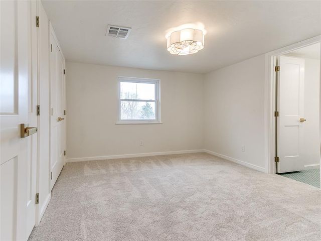 10900 Willow Grove, Oklahoma City, OK 73120