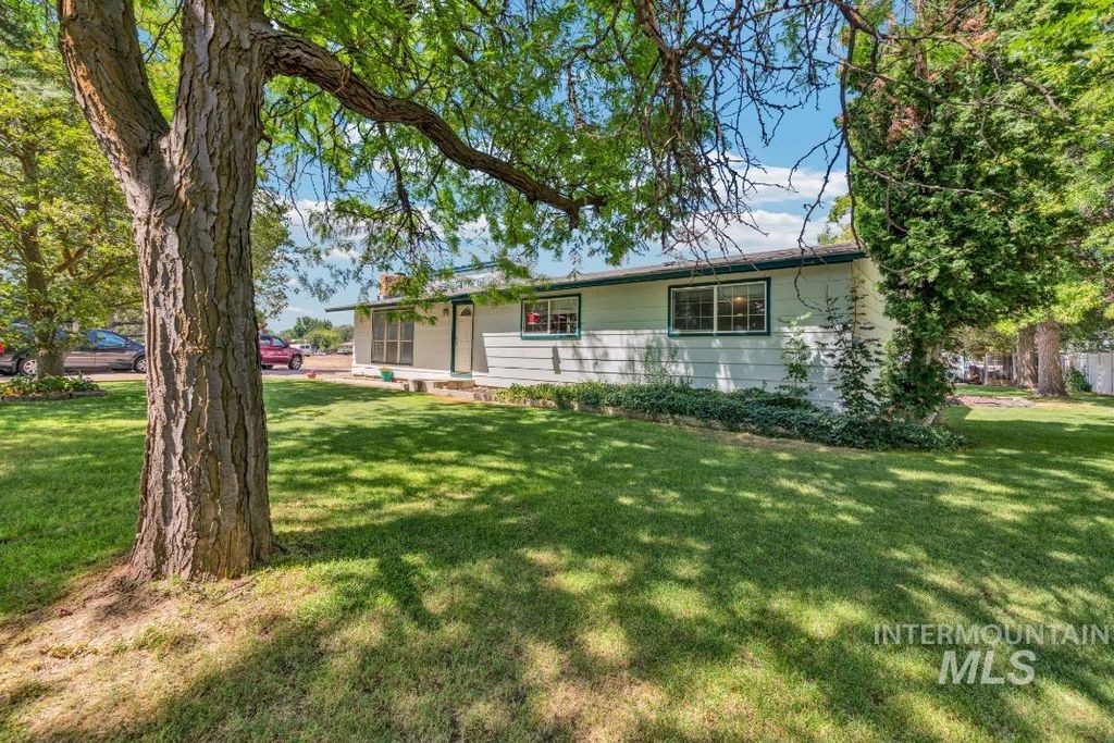 11930 Purple Sage Rd, Middleton, ID 83644