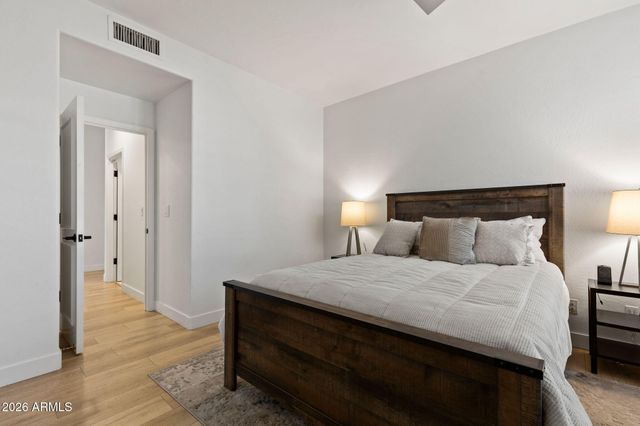 10060 N 78TH Place, Scottsdale, AZ 85258