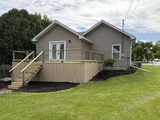 1237 Center STREET, Lake Geneva, WI 53147