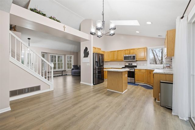 4125 Thornapple Hills Drive, Middleville, MI 49333