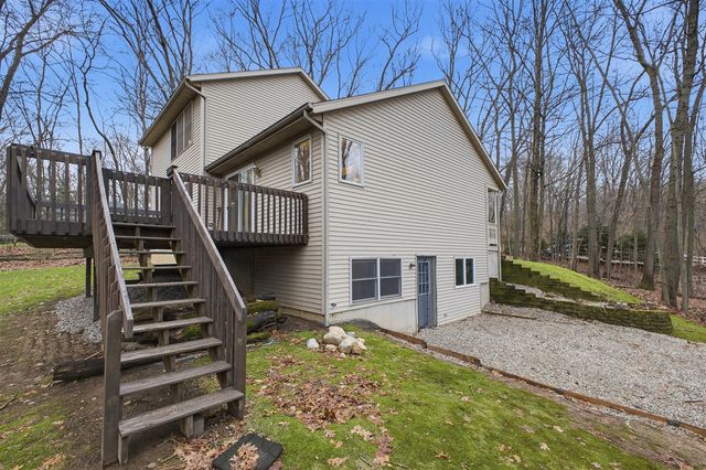 4125 Thornapple Hills Drive, Middleville, MI 49333