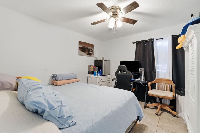 4737 BOATMAN Street, Lake Worth, FL 33463