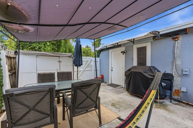 4737 BOATMAN Street, Lake Worth, FL 33463