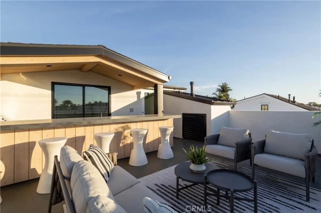 519 Narcissus Avenue B, Corona Del Mar, CA 92625