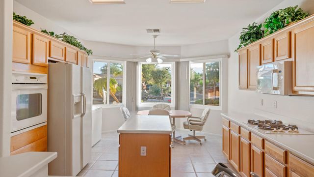 78214 Grape Arbor Avenue, Palm Desert, CA 92211