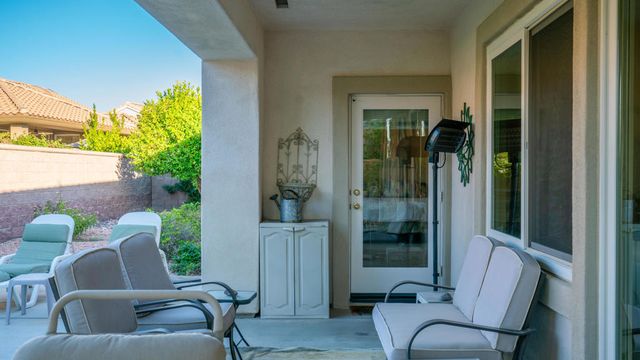 78214 Grape Arbor Avenue, Palm Desert, CA 92211