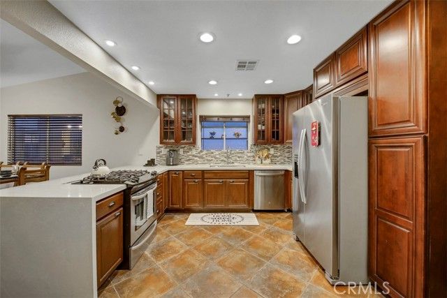 13655 El Rio Lane, Desert Hot Springs, CA 92240