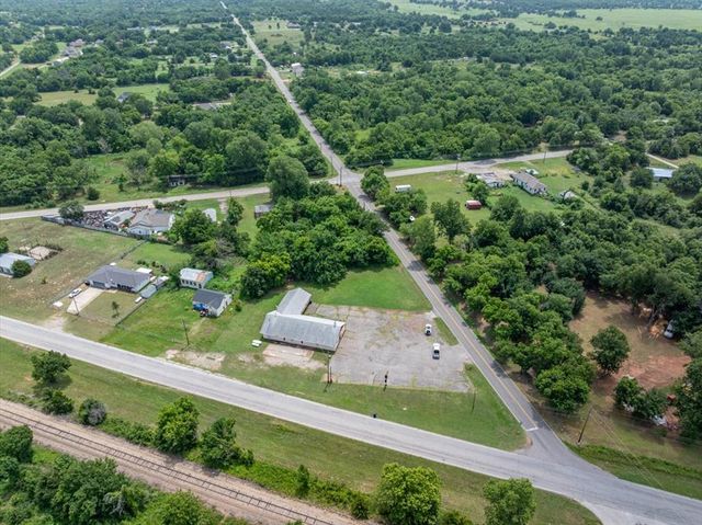 E Wilshire Boulevard, Oklahoma City, OK 73084