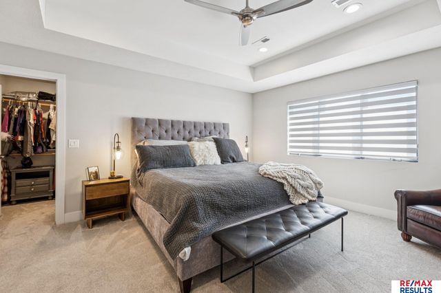 2313 S 220 Circle, Elkhorn, NE 68022