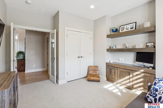 2313 S 220 Circle, Elkhorn, NE 68022