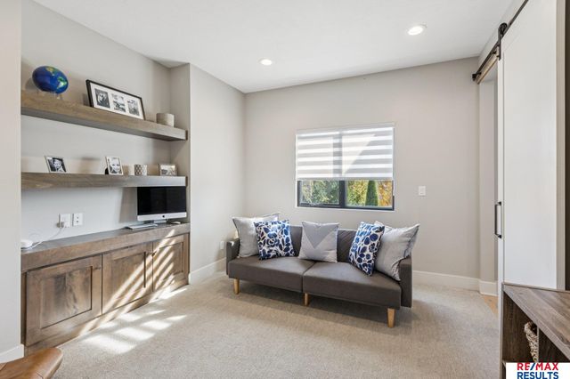 2313 S 220 Circle, Elkhorn, NE 68022