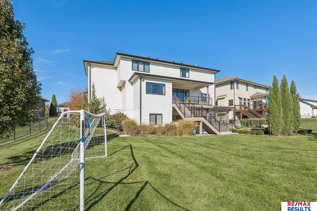 2313 S 220 Circle, Elkhorn, NE 68022