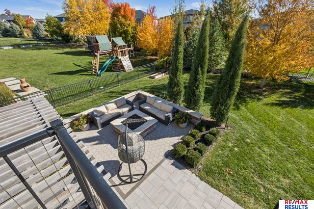 2313 S 220 Circle, Elkhorn, NE 68022