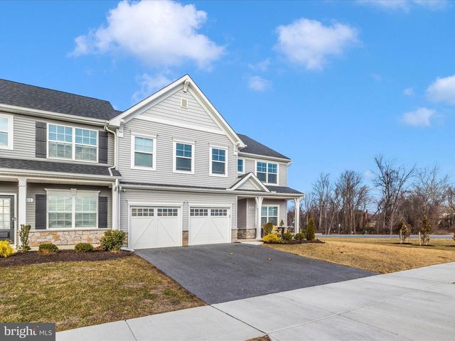 2813 HILLFIELD DR, Frederick, MD 21702