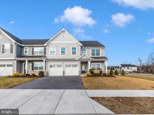2813 HILLFIELD DR, Frederick, MD 21702