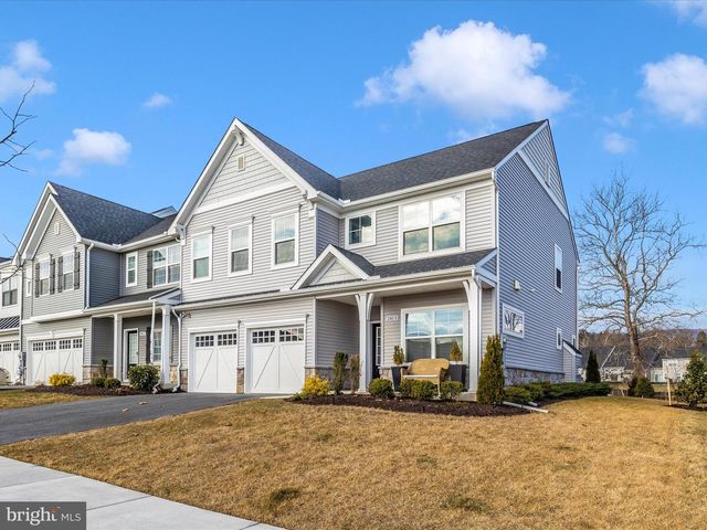 2813 HILLFIELD DR, Frederick, MD 21702