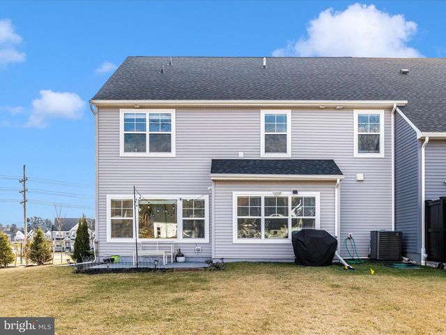 2813 HILLFIELD DR, Frederick, MD 21702