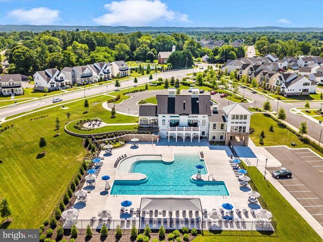 2813 HILLFIELD DR, Frederick, MD 21702