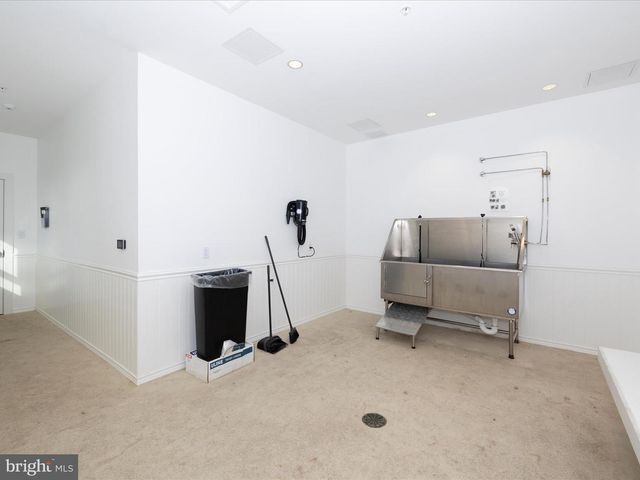 2813 HILLFIELD DR, Frederick, MD 21702