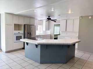 1422 Locke Rd, Modesto, CA 95355