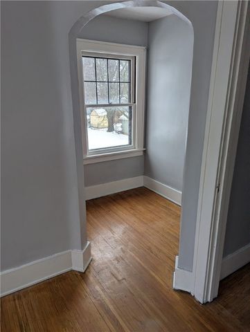 95 Fieldwood Drive, Rochester, NY 14609