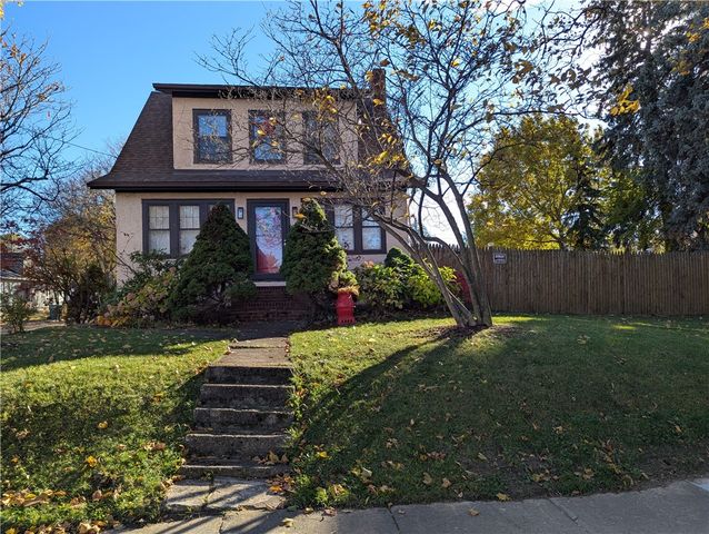 95 Fieldwood Drive, Rochester, NY 14609