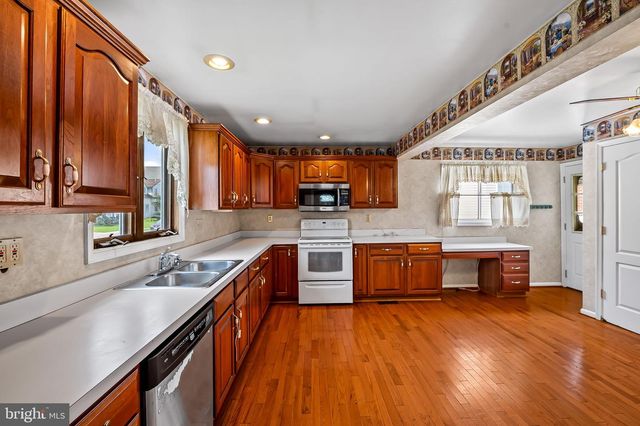 8212 PEACH ORCHARD RD, Baltimore, MD 21222