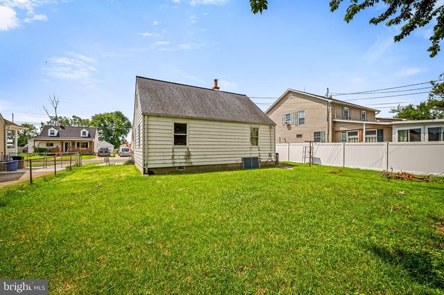 8212 PEACH ORCHARD RD, Baltimore, MD 21222