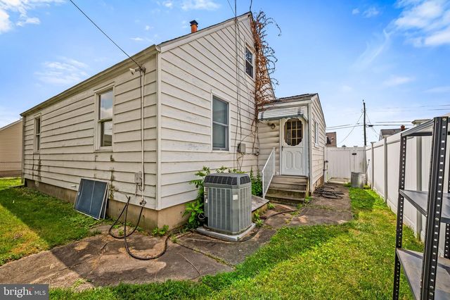 8212 PEACH ORCHARD RD, Baltimore, MD 21222