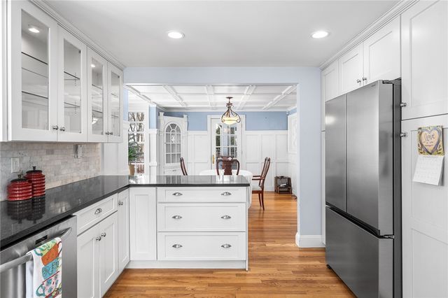 224 Centre Street, East Providence, RI 02916