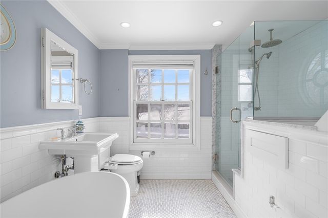 224 Centre Street, East Providence, RI 02916